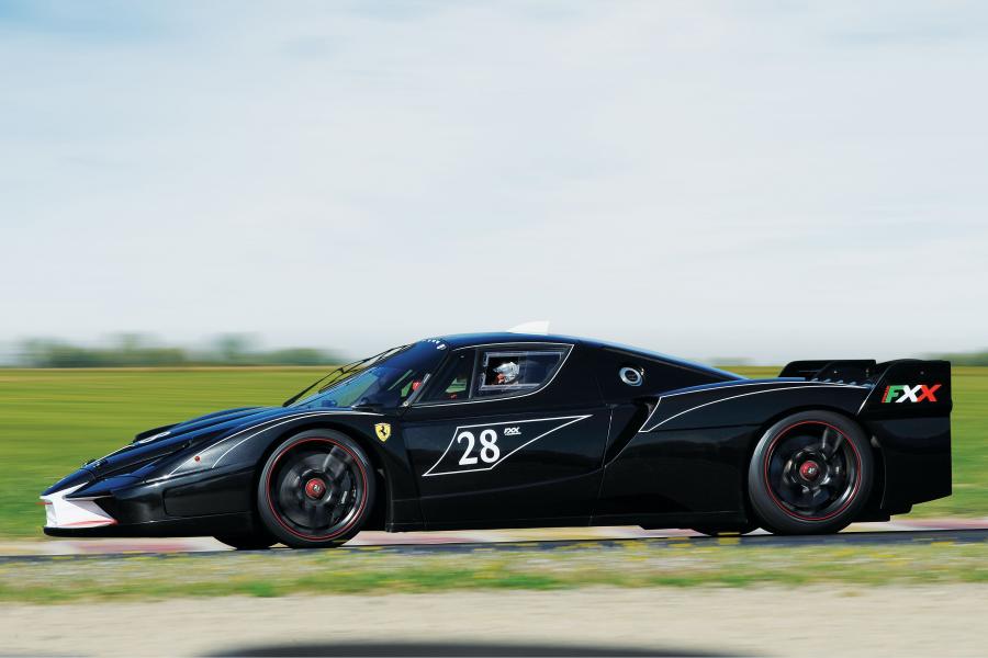  Ferrari FXX Evoluzione 2006 года  (фото 7 из 8)